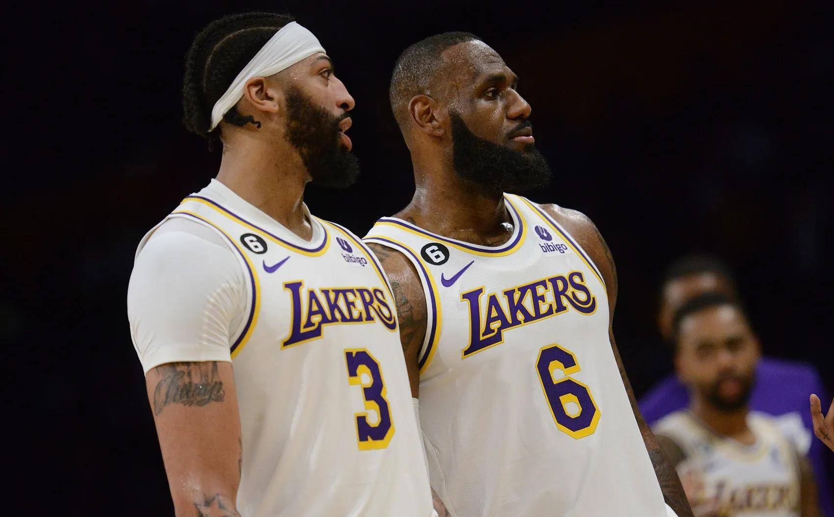 划水都格外 划水都格外