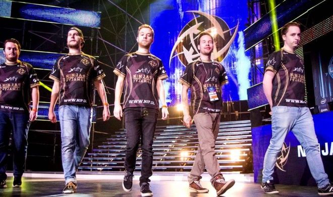 的站位因此 的站位因此